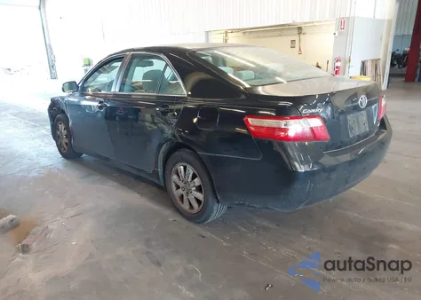 2008 Toyota Camry Le z USA, uszkodzony, nr VIN 4T4BE46K88R042058